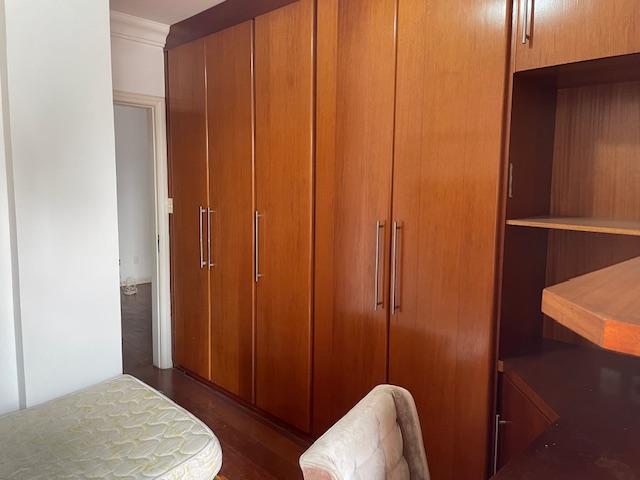 Apartamento à venda com 4 quartos, 210m² - Foto 15