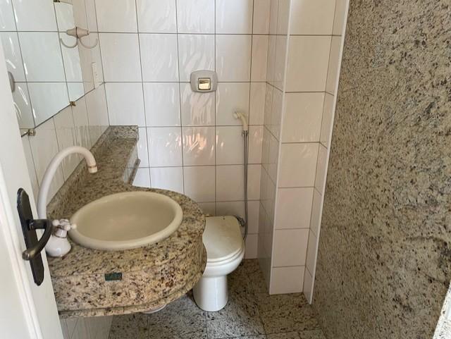 Apartamento à venda com 4 quartos, 210m² - Foto 13