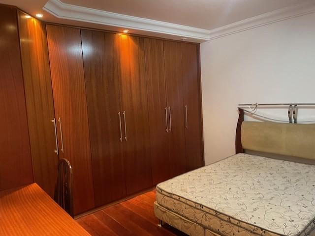 Apartamento à venda com 4 quartos, 210m² - Foto 16