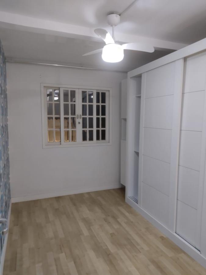 Casa à venda com 3 quartos, 229m² - Foto 10