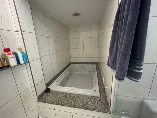 Apartamento à venda com 4 quartos, 213m² - Foto 21