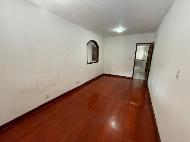 Casa à venda com 3 quartos, 160m² - Foto 8