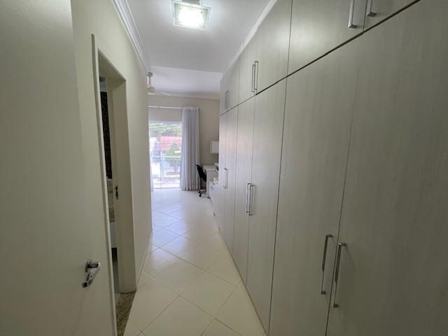 Casa à venda com 3 quartos, 150m² - Foto 11