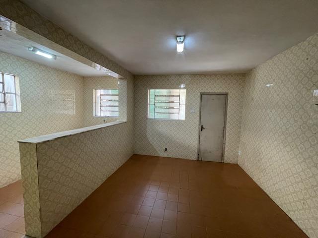 Casa à venda com 6 quartos, 377m² - Foto 10