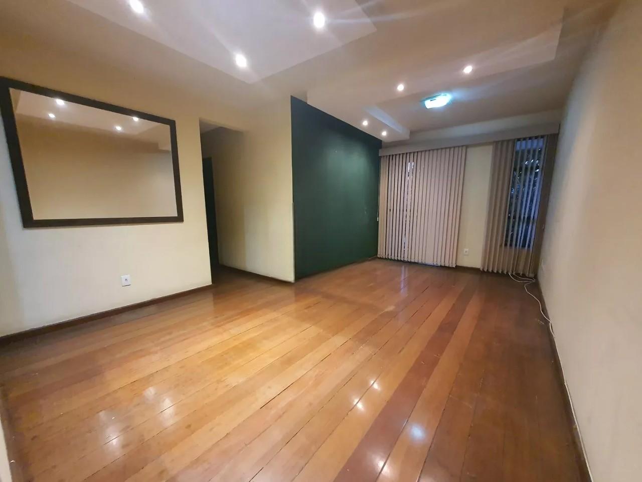 Apartamento à venda com 3 quartos, 159m² - Foto 5