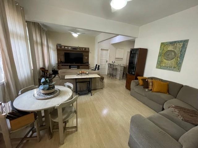 Apartamento à venda com 2 quartos, 93m² - Foto 2