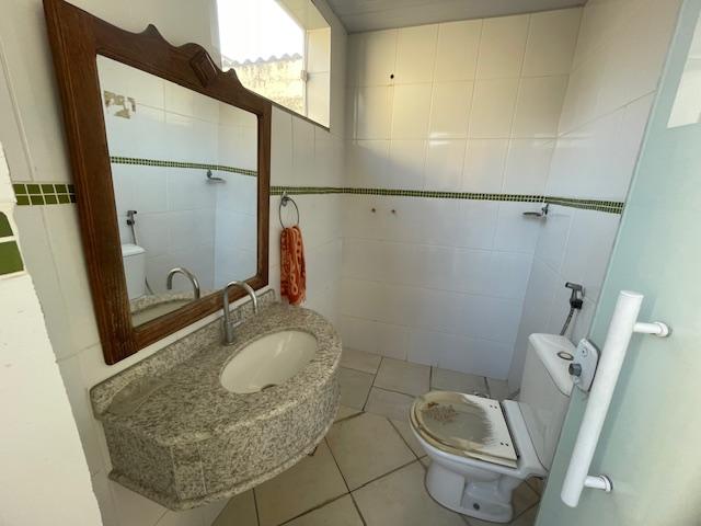 Casa à venda com 6 quartos, 280m² - Foto 16