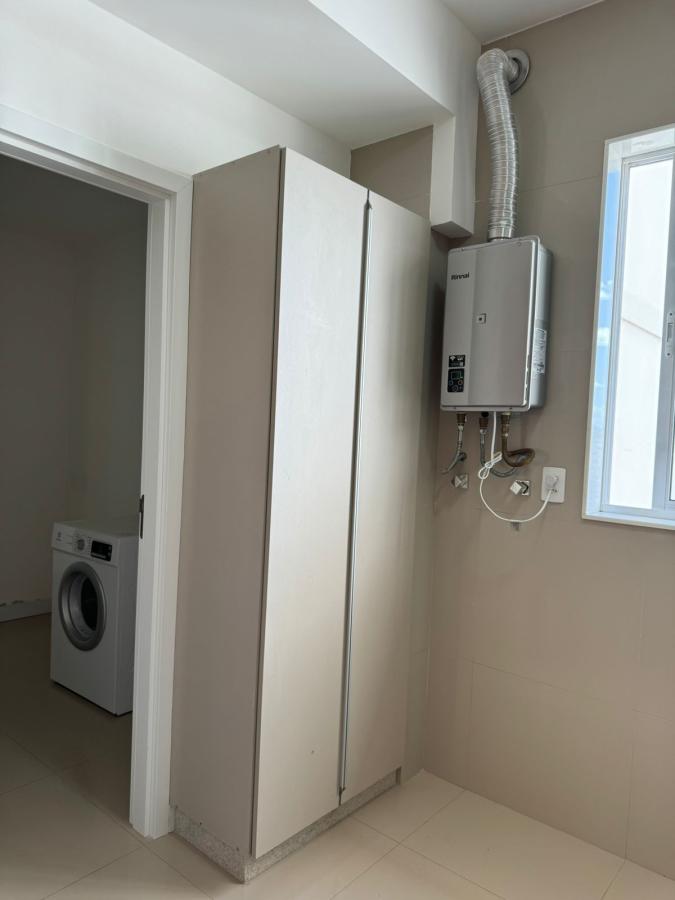 Apartamento à venda com 4 quartos, 198m² - Foto 14