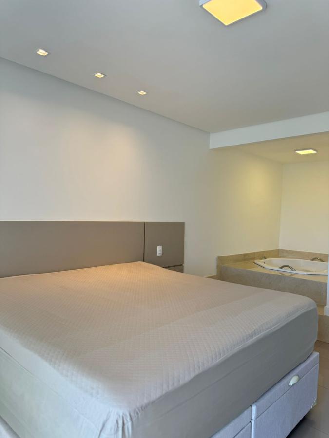 Apartamento à venda com 4 quartos, 198m² - Foto 28