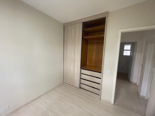 Apartamento à venda com 3 quartos, 156m² - Foto 13