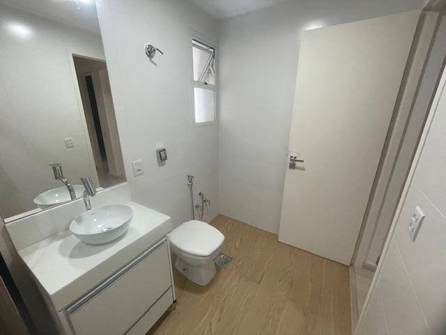 Apartamento à venda com 3 quartos, 156m² - Foto 23