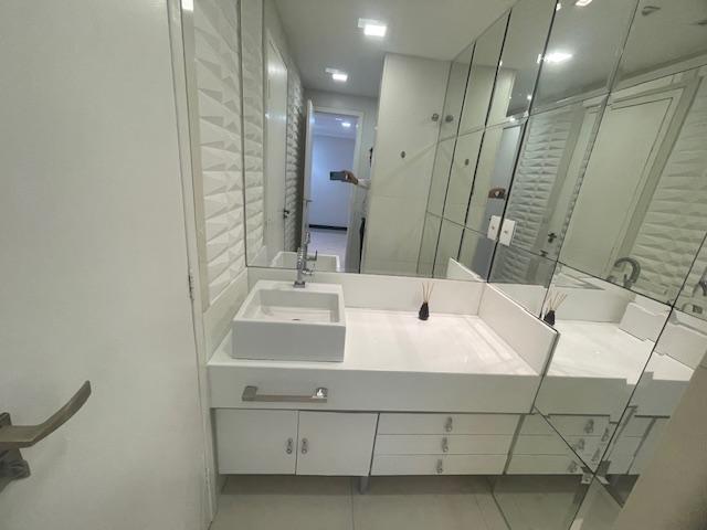 Apartamento à venda com 3 quartos, 274m² - Foto 24